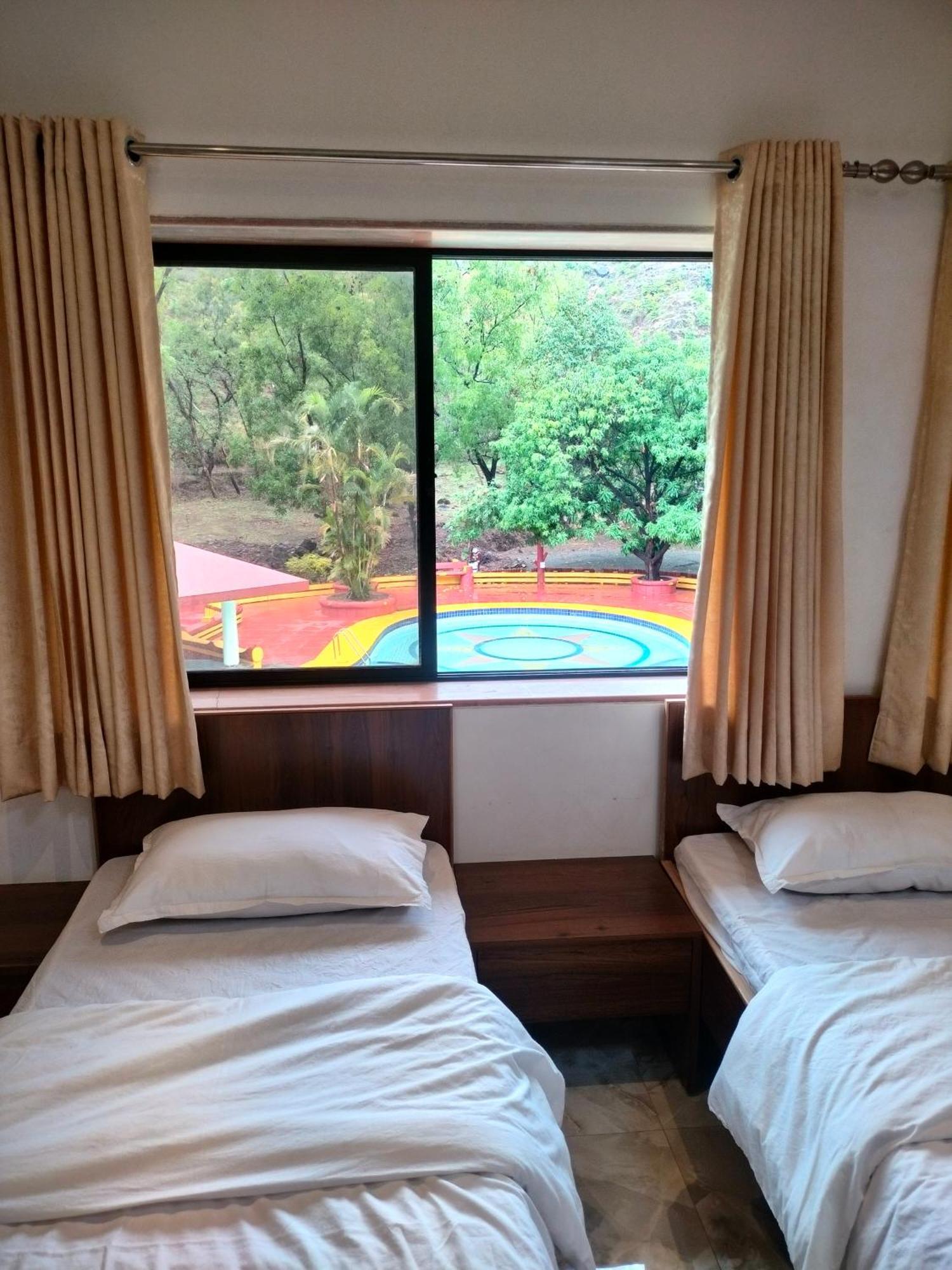 Golden Resort Igatpuri Eksteriør bilde